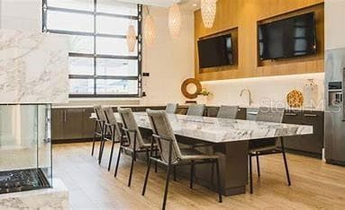 Building Photo - 119 E Pine St