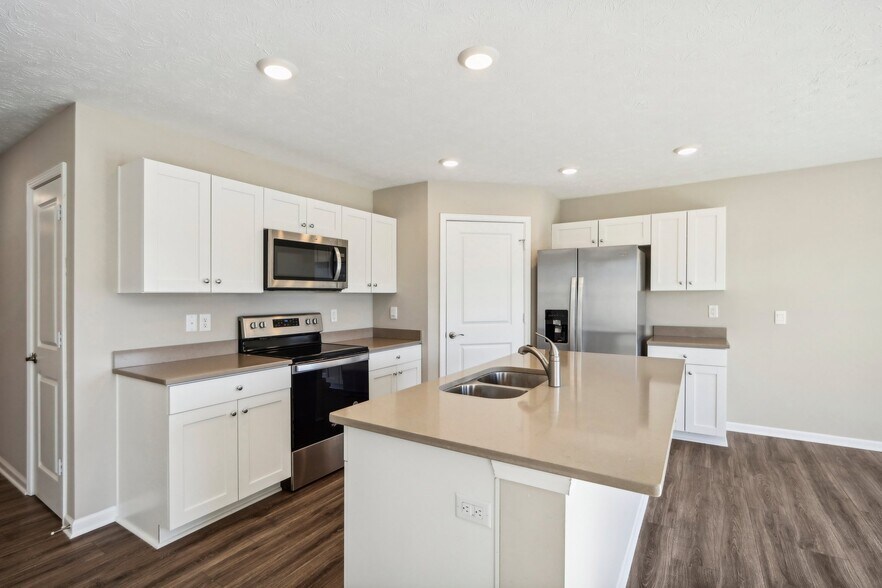 Building Photo - 604 Marsh Aster Dr