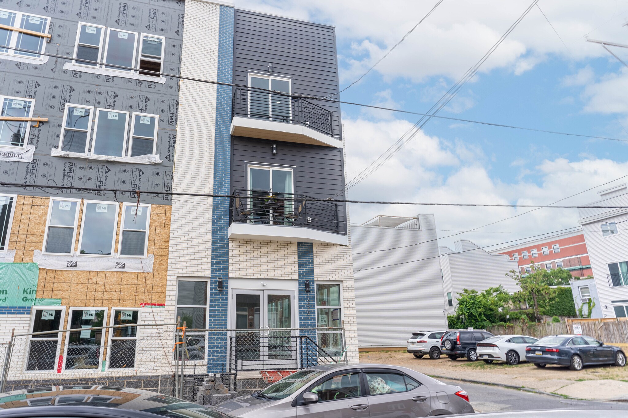 Building Photo - 1325 N 18th St