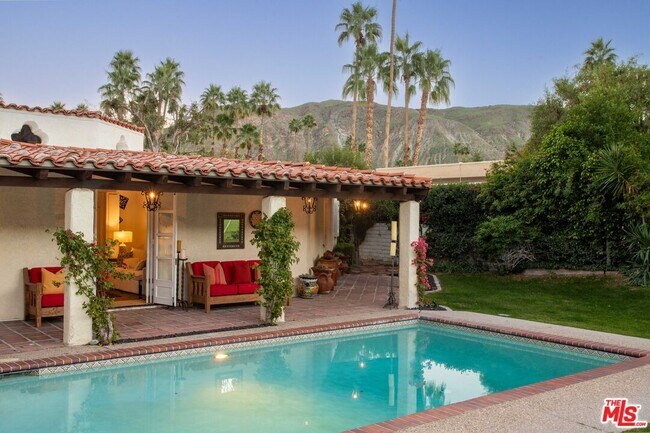 Building Photo - 2231 S Caliente Dr