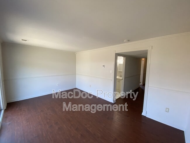 Building Photo - 14674 Pinon Ct