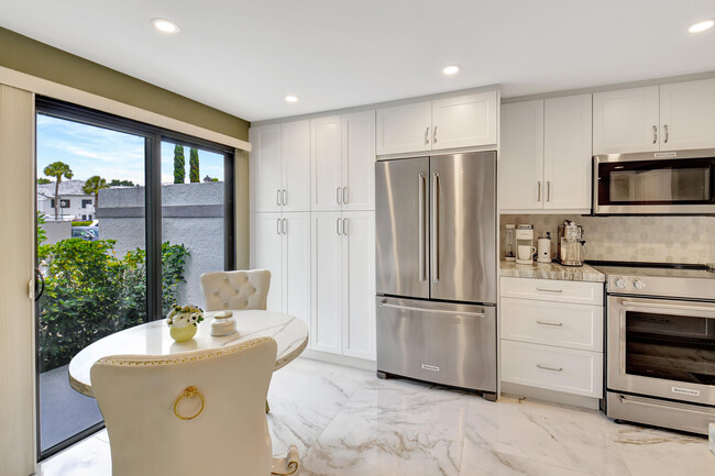 Building Photo - 15878 Loch Maree Ln
