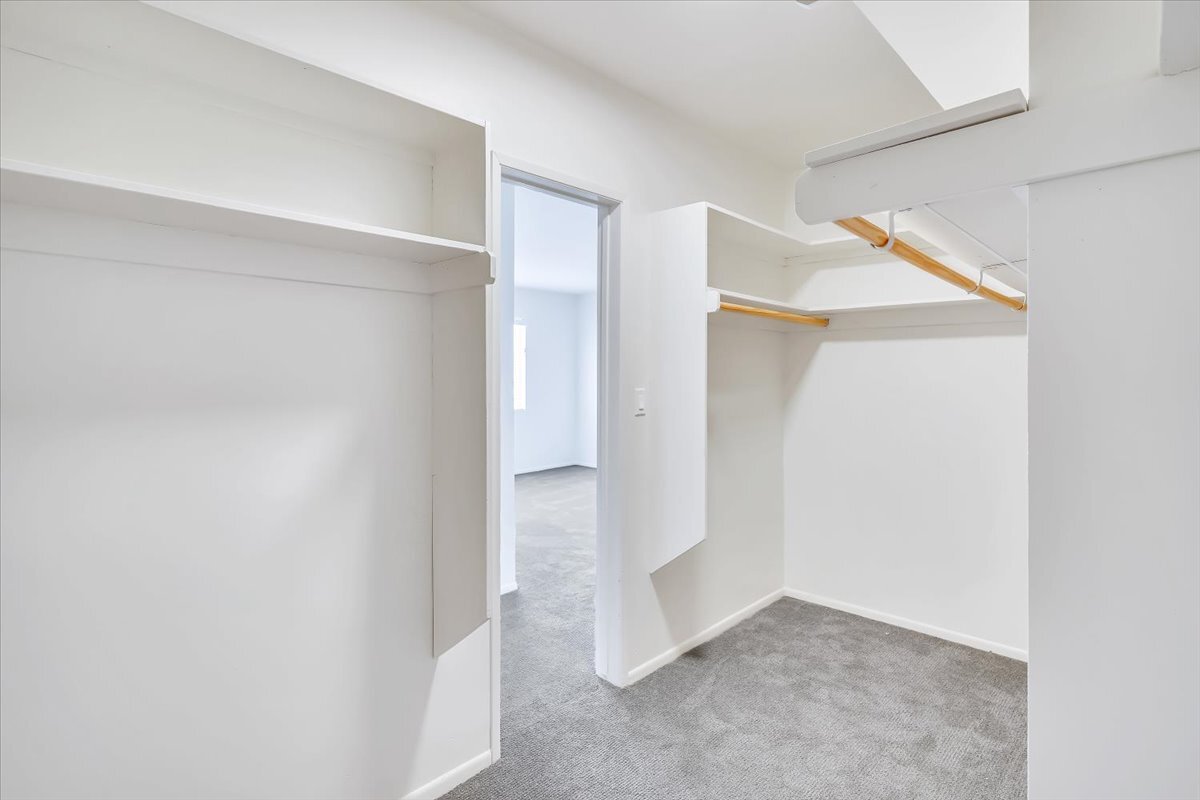 Building Photo - 1023 21st St