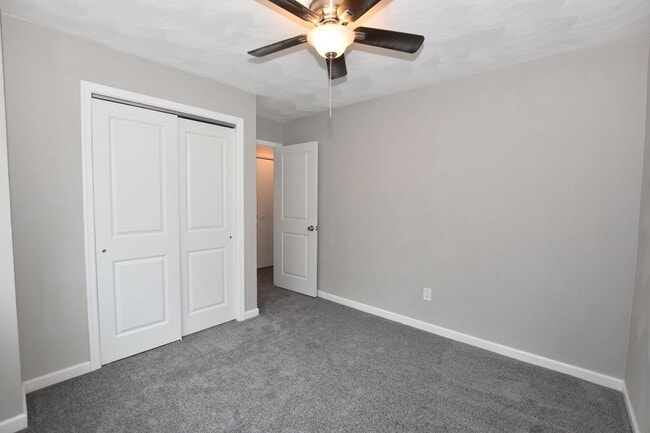 Building Photo - 1324 W 38th St