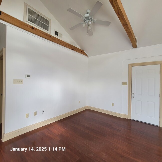 Building Photo - 1911 Ricouard Rd