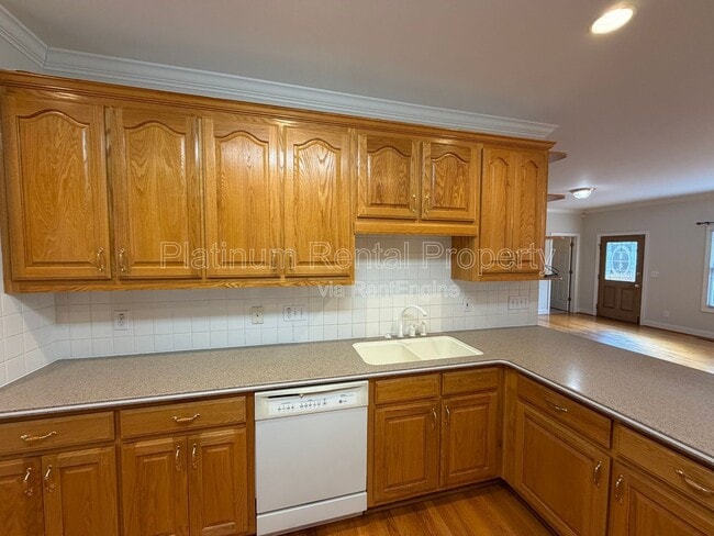 Building Photo - 3440 Alexander Cir