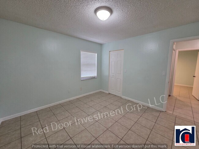 Building Photo - Stunning 2 Bedroom/2 Bath Quad in Quail Run