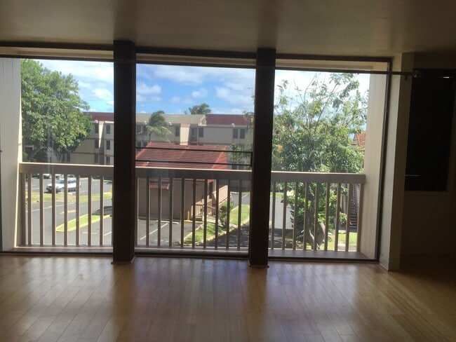 Building Photo - 2 bdrm @ Makaha Valley Plantation