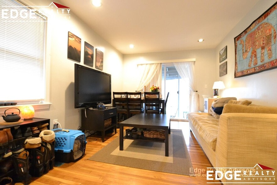 Building Photo - 133 Nottinghill Rd