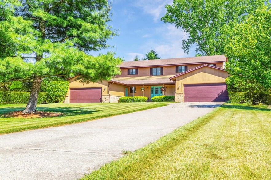 Building Photo - 6542 Bella Vista Dr NE