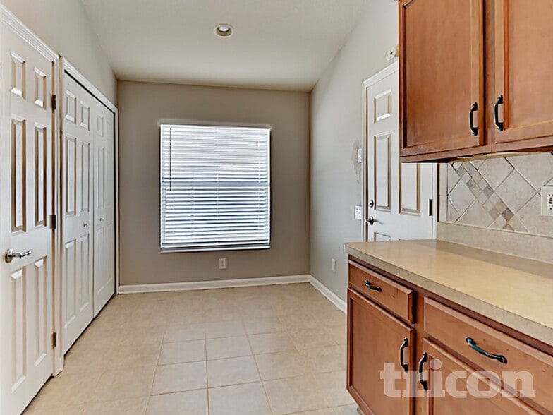 Building Photo - 424 Sea Holly Dr