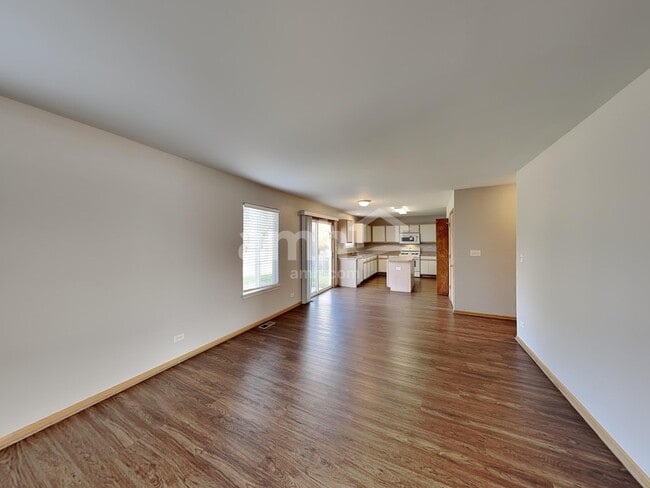 Building Photo - 2269 Jason Dr