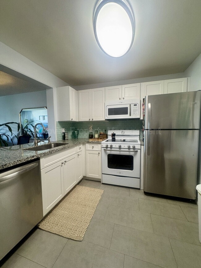 Building Photo - 6545 Indian Creek Dr