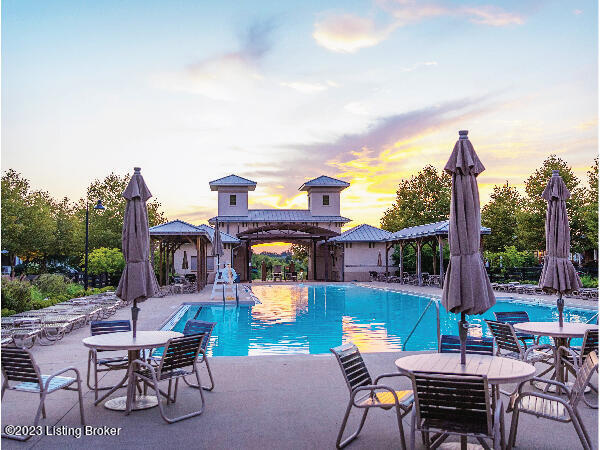 Building Photo - 10605 Meeting St