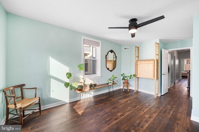 Building Photo - 1236 Snyder Ave