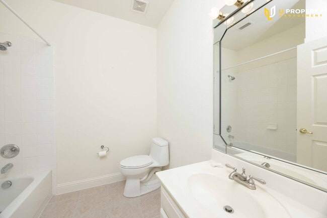 Building Photo - What's special