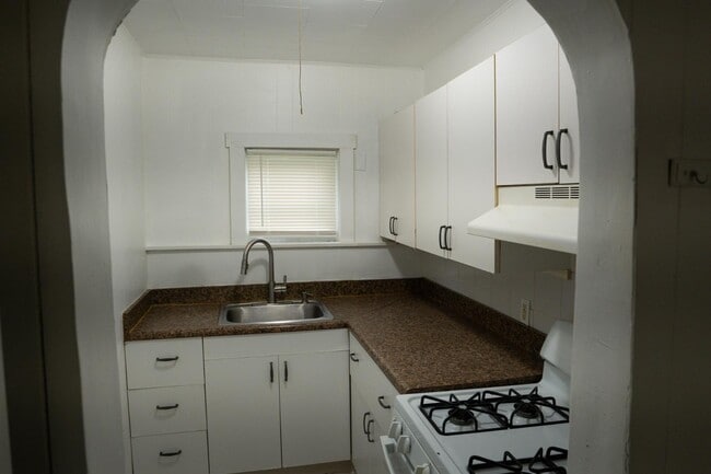 Building Photo - 1407 NW Jackson St