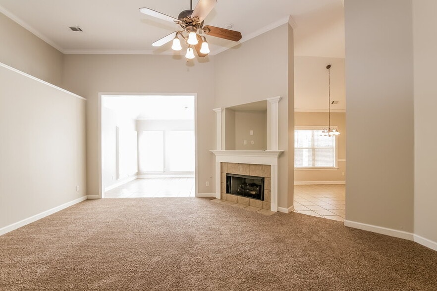 Building Photo - 1225 Havenwood Dr