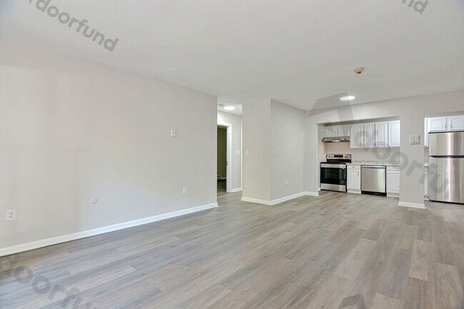 Primary Photo - 208 Columbus St