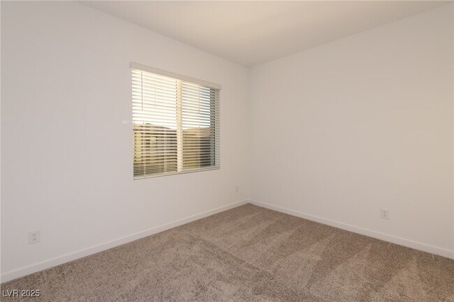 Building Photo - 494 Francesca Crst St