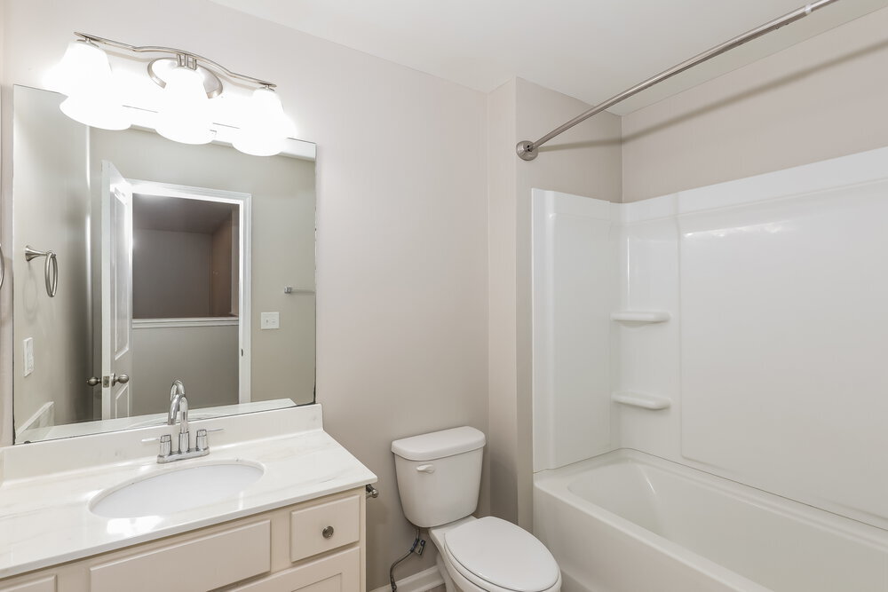 Building Photo - 3949 Lake Manor Way