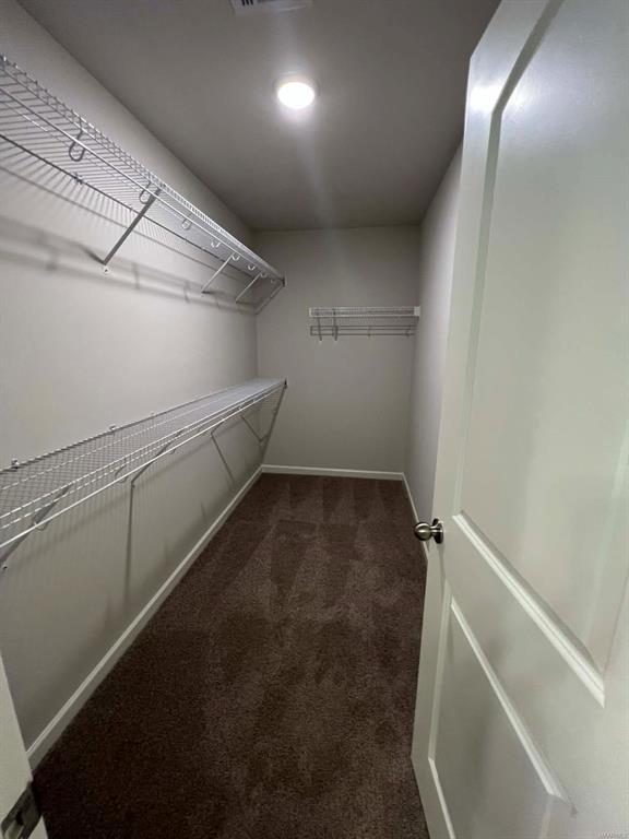 Building Photo - 750 Park Ln