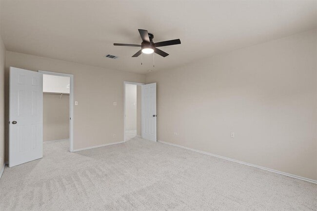 Building Photo - 201 Covala Dr