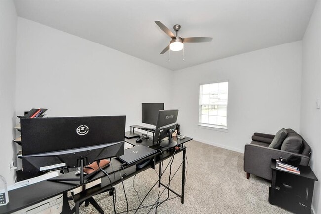 Building Photo - 31515 Avebury Lake Ln