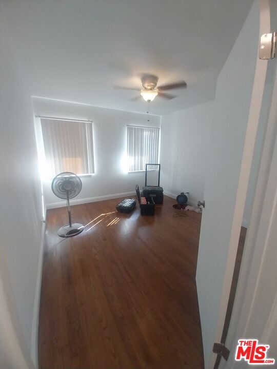 Building Photo - 7208 S La Cienega Blvd