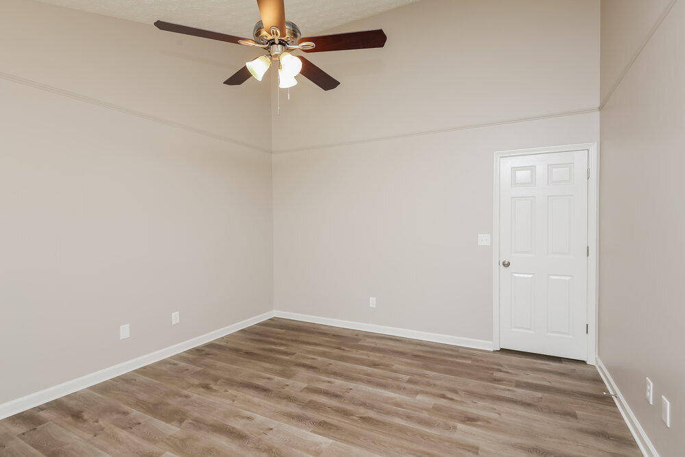 Building Photo - 5912 Sycamore Ridge Dr