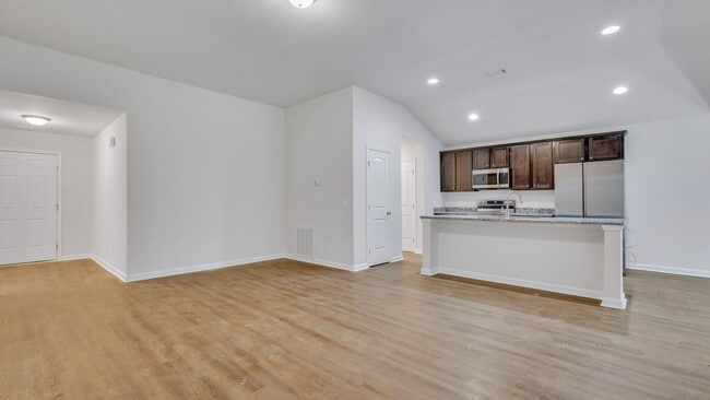 Building Photo - 157 Braxton Blvd