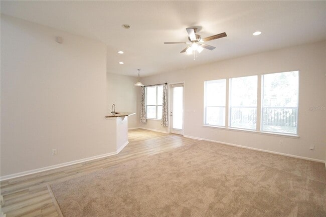 Building Photo - 8225 NW 53rd Ter