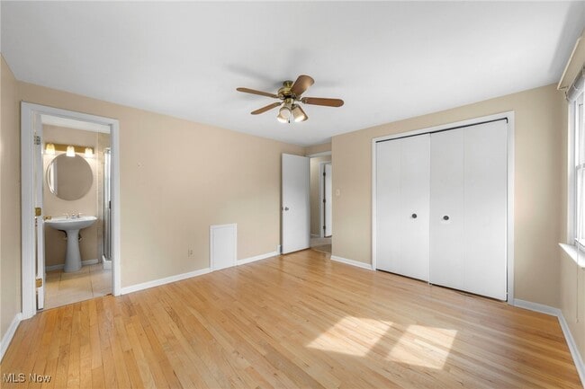 Building Photo - 32955 E Nimrod St