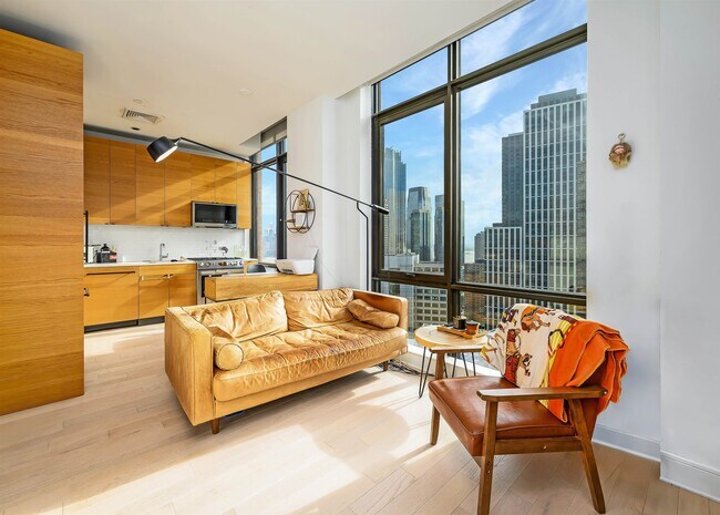 Primary Photo - 10 Provost St