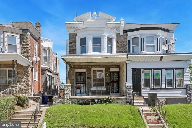Primary Photo - 903 W Duncannon Ave