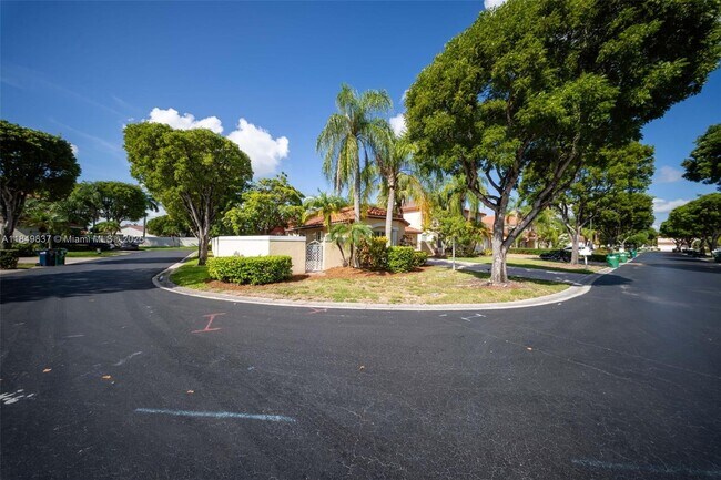 Building Photo - 10530 NW 52nd Terrace