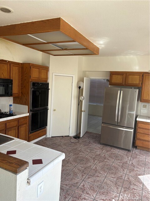 Building Photo - 12212 Amber Hill Trail