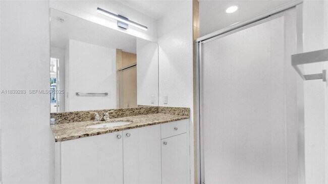 Building Photo - 1830 Radius Dr