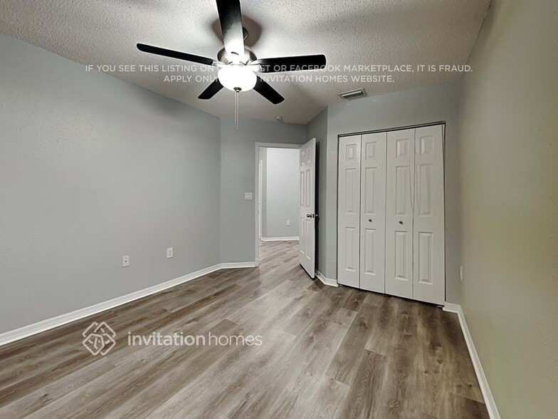 Building Photo - 1658 SW 158th Ave