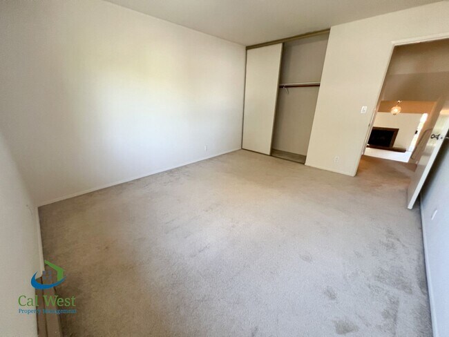 Building Photo - 2212 Almaden Rd