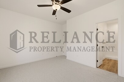 Building Photo - 5301 N Pinecrest Ct