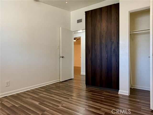 Building Photo - 832 S Prospero Dr