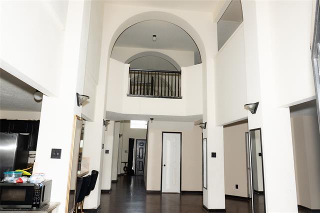 Building Photo - 6920 Danieldale Dr