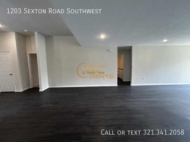 Building Photo - 1203 Sexton Rd SW