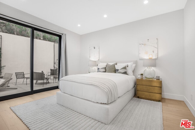 Building Photo - 3101 Belden Dr