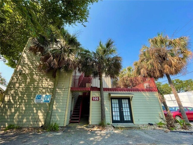 Building Photo - 105 E 38th St