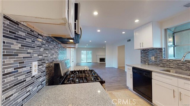 Building Photo - 1952 Adobe Ave