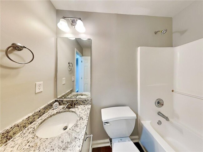 Building Photo - 20 Fieldview Ln