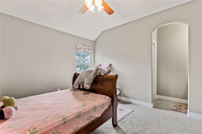Building Photo - 15521 Bended Knee Dr