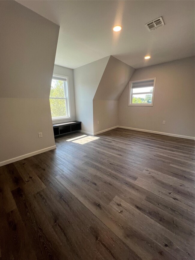 Building Photo - 1169 NY-17A